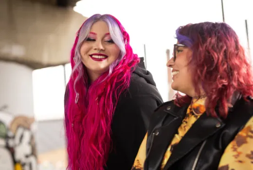 גוונים עזים לעור בהיר: המדריך המלא ★